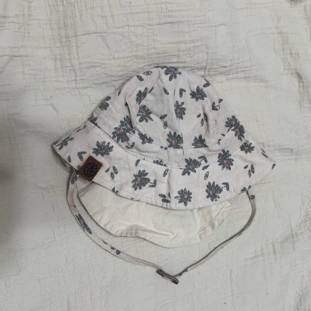 Floral White Kids Sun Hat